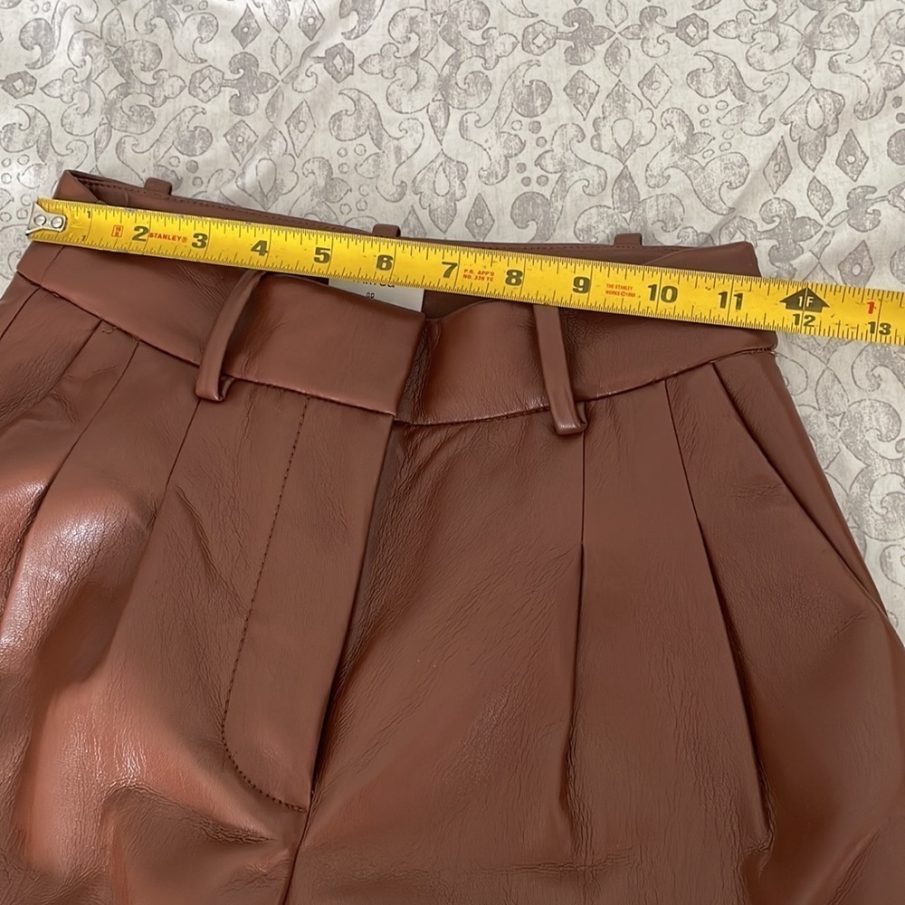 Wilfred x Aritzia brown vegan leather high rise pleated pants size 00 - Picture 4 of 11